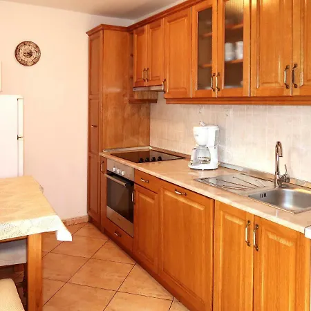 Сasa de vacaciones Ferienhaus Labin 391s